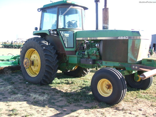  John Deere 4840