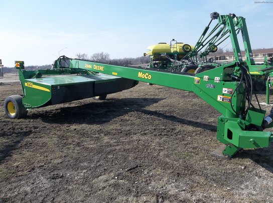 2013 John Deere 956