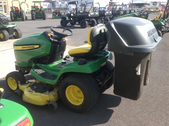  John Deere X320