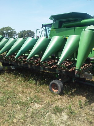 1997 John Deere 893