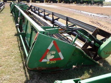 1995 John Deere 930