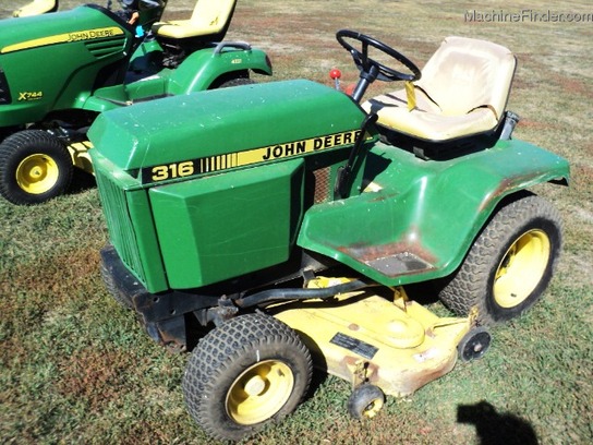 1988 John Deere 316