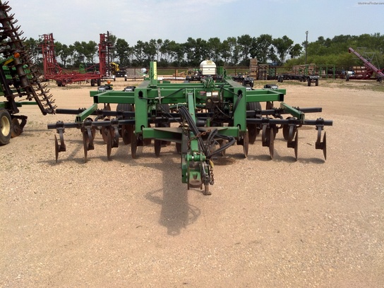 2003 John Deere 2700 MULCH