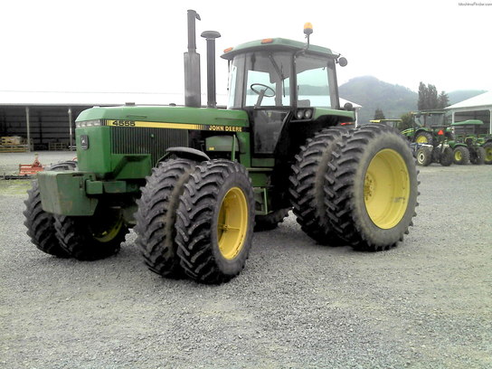 1989 John Deere 4555