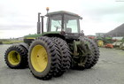 1989 John Deere 4555