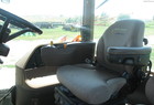 2005 John Deere 8220