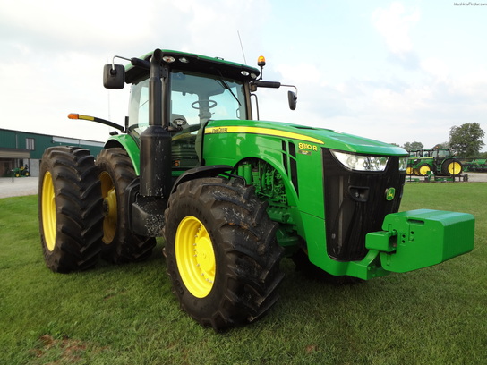 2012 John Deere 8310R