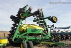 2004 John Deere 1690
