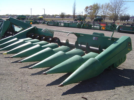 2001 John Deere 893
