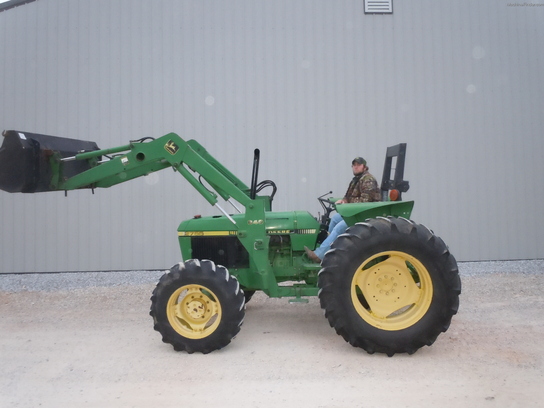 1992 John Deere 2755