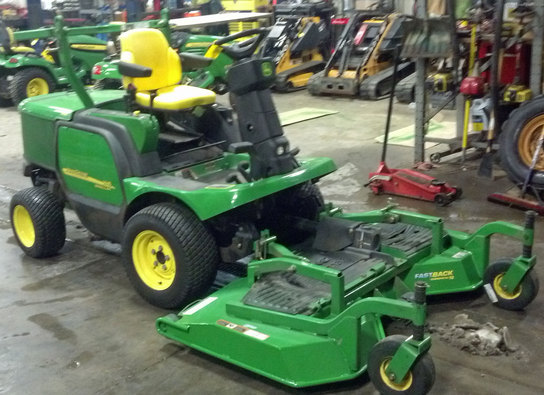 2011 John Deere 1445