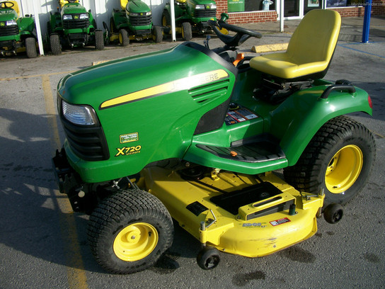 2008 John Deere X720