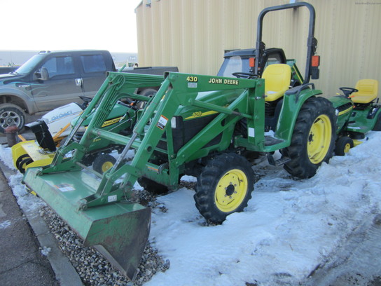2002 John Deere 4310