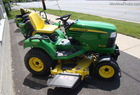 2009 John Deere X749
