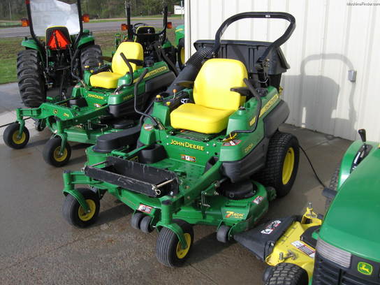 2011 John Deere Z910A