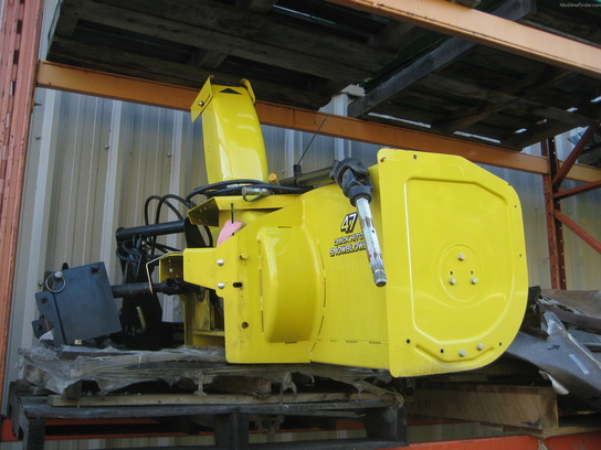 2010 John Deere 47