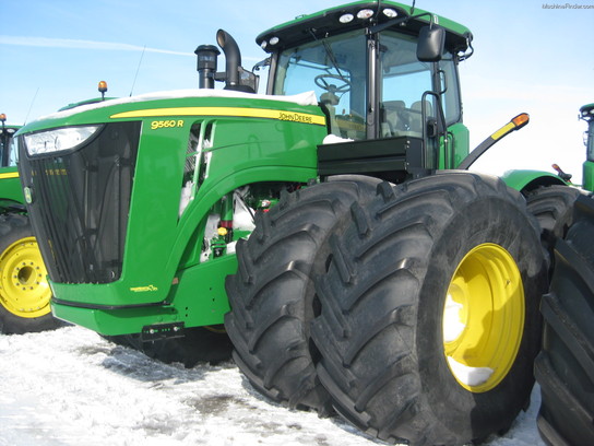 2012 John Deere 9560R