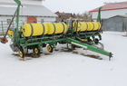 1999 John Deere 1750