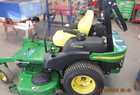 2005 John Deere 737