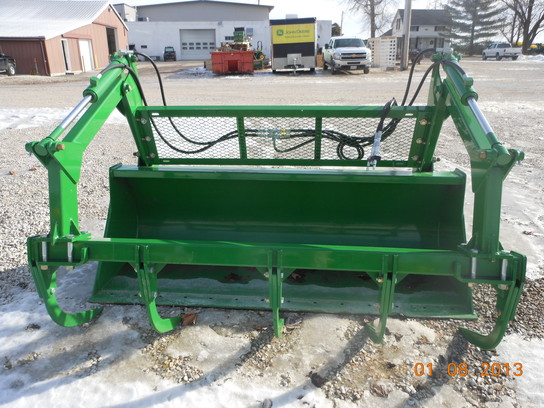2012 John Deere 85