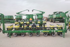 2010 John Deere 1700