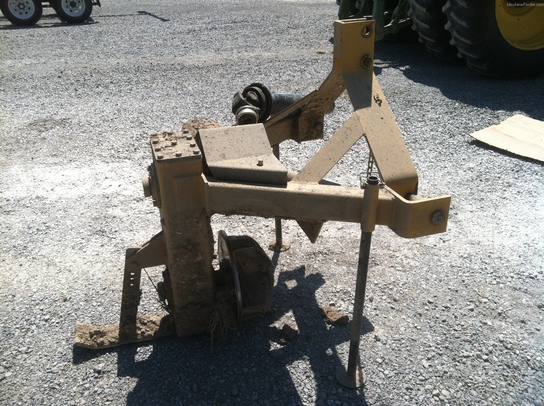 2009 Landoll D10P