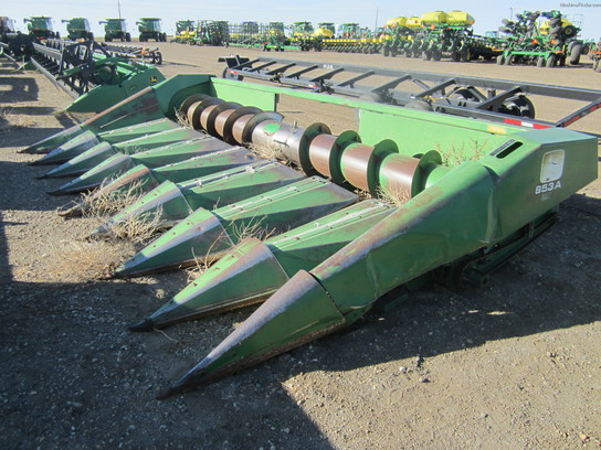  John Deere 853A