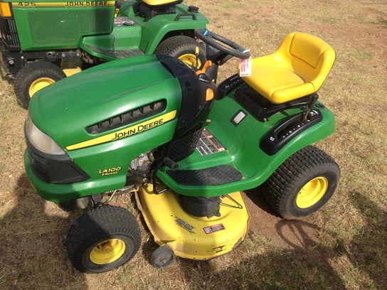 2009 John Deere LA100