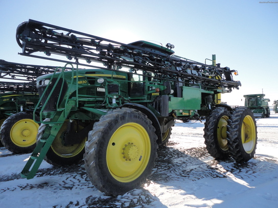 2008 John Deere 4830