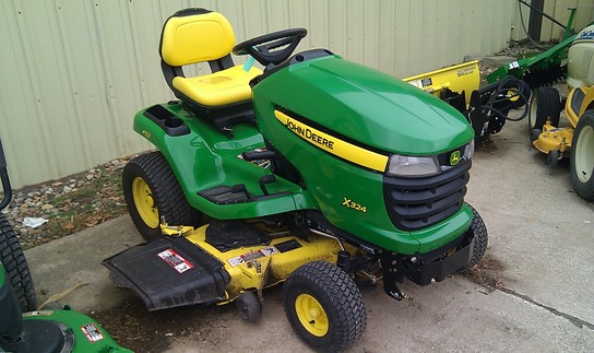 2010 John Deere X324