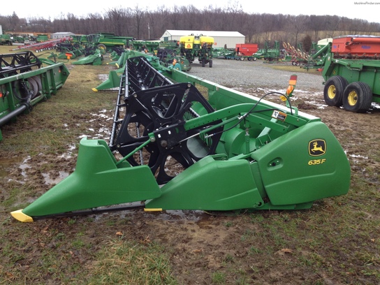 2009 John Deere 635F