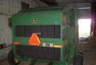 1999 John Deere 546
