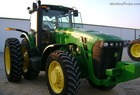 2008 John Deere 8230