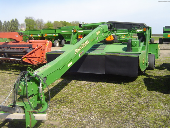2007 John Deere 735