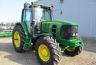 2012 John Deere 7230