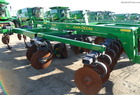 2011 John Deere 2700