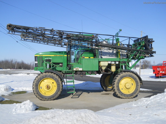1998 John Deere 4700