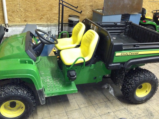 2011 John Deere TX 4X2