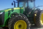 2011 John Deere 8260R