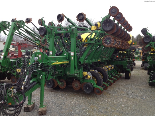 2011 John Deere 1790
