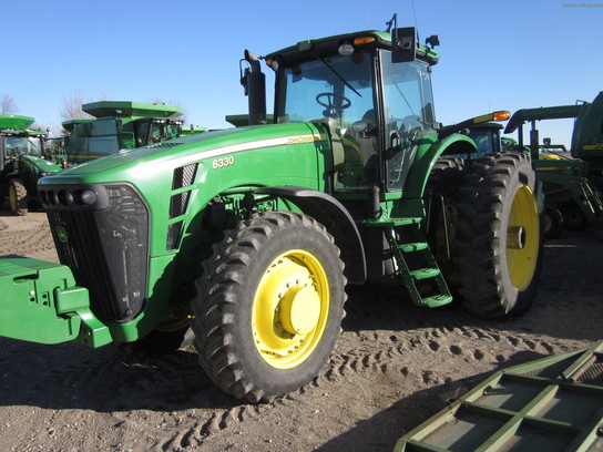 2007 John Deere 8330