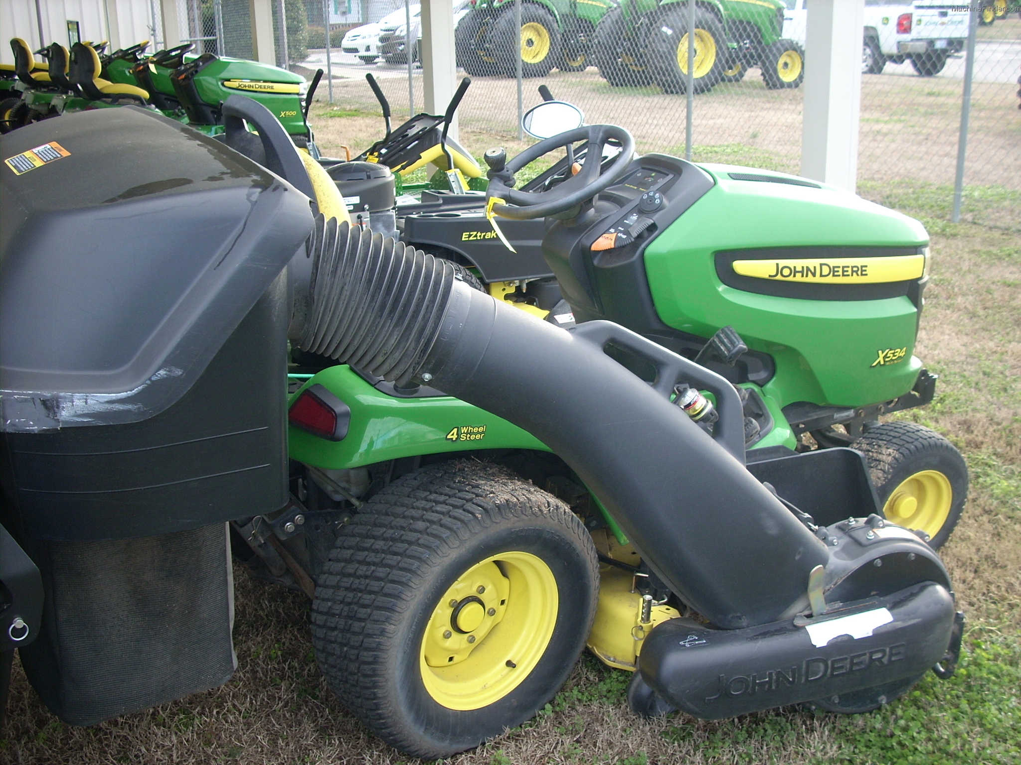 2009 John Deere X534 Lawn & Garden and Commercial Mowing John Deere