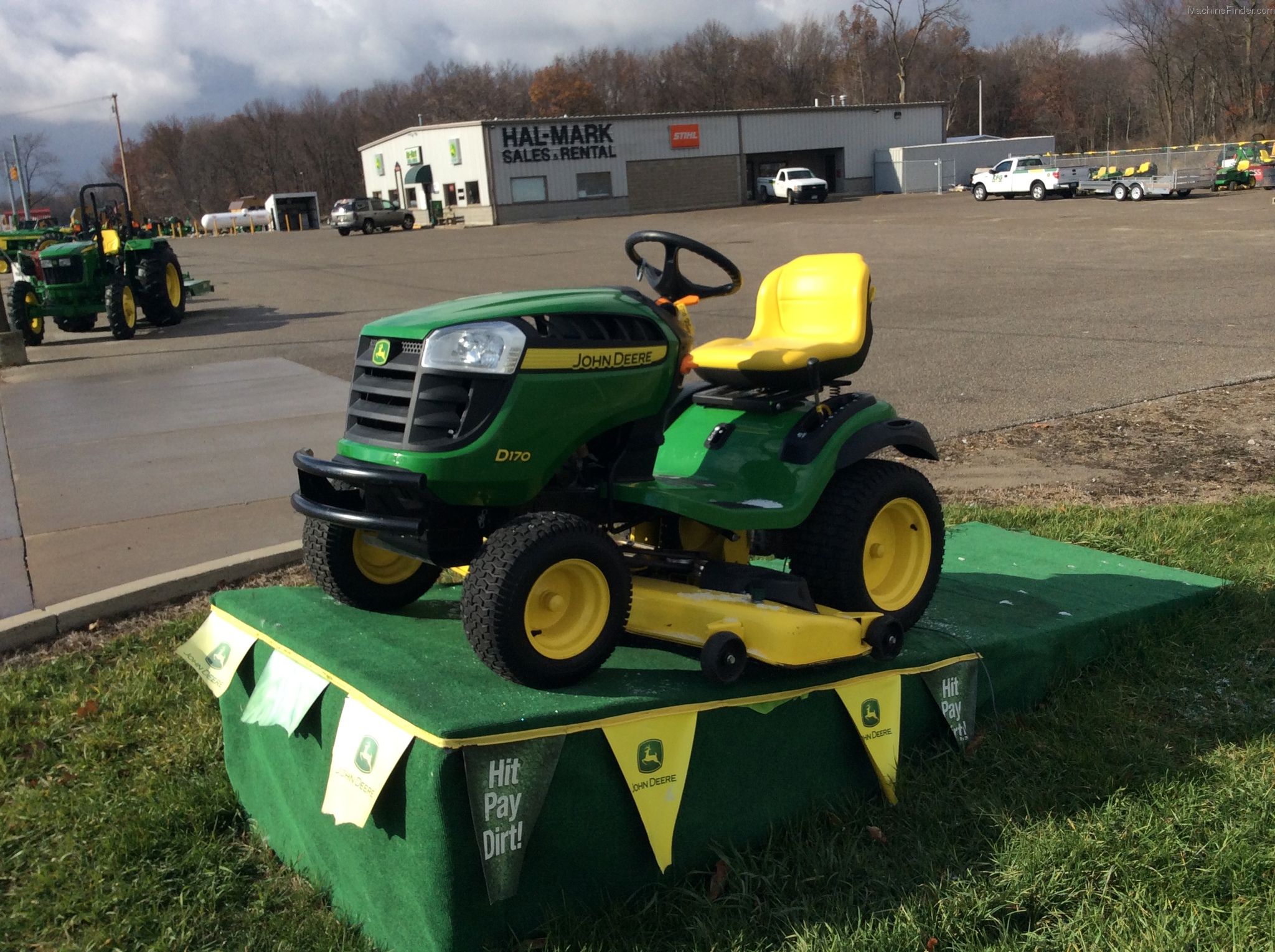 2012 John Deere D170 Lawn & Garden and Commercial Mowing John Deere