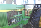 1990 John Deere 4555