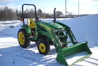 2011 John Deere 3720