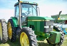  John Deere 7410