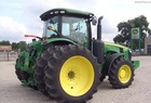 2011 John Deere 8260R