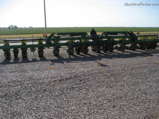  John Deere 1720
