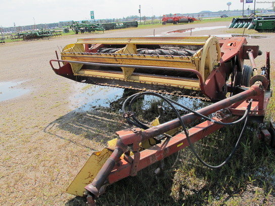  New Holland 469