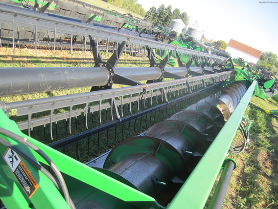 2004 John Deere 630F
